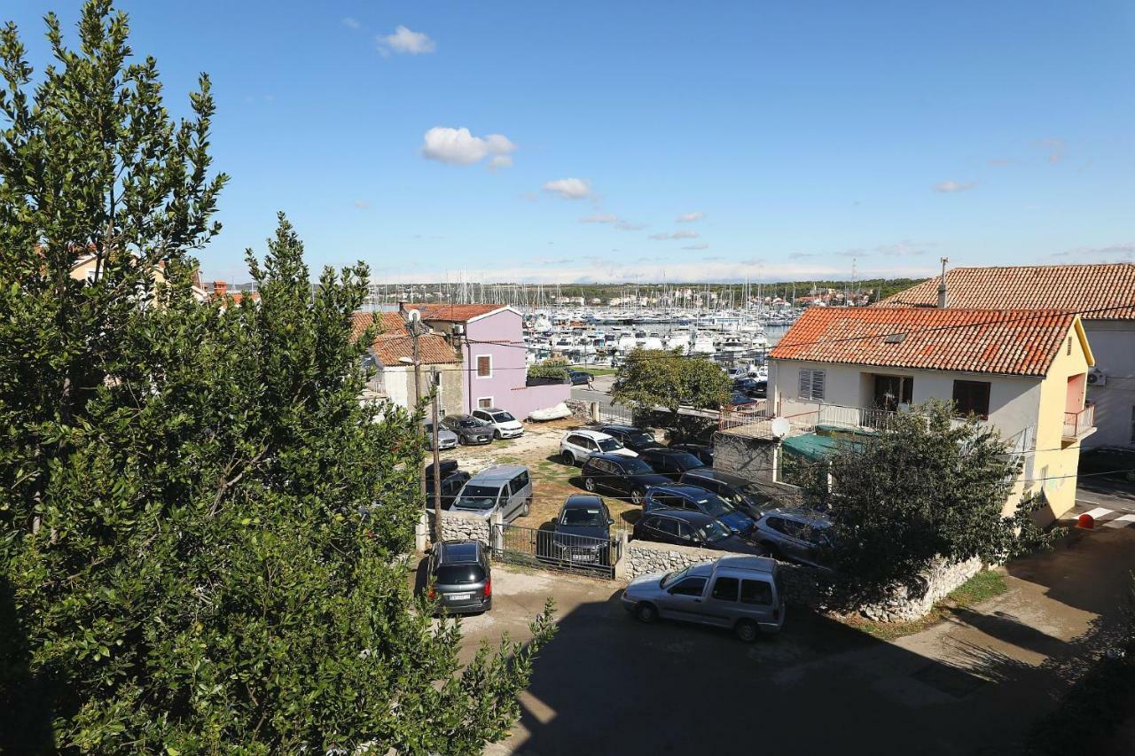 Apartments Vedrana Biograd Na Moru Εξωτερικό φωτογραφία